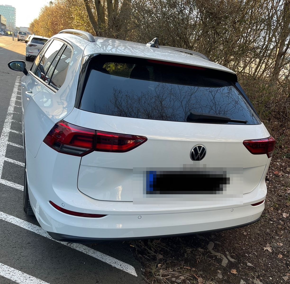 Volkswagen Golf 2.0 TDI Variant *AHK, DSG, Kamera* foto 5