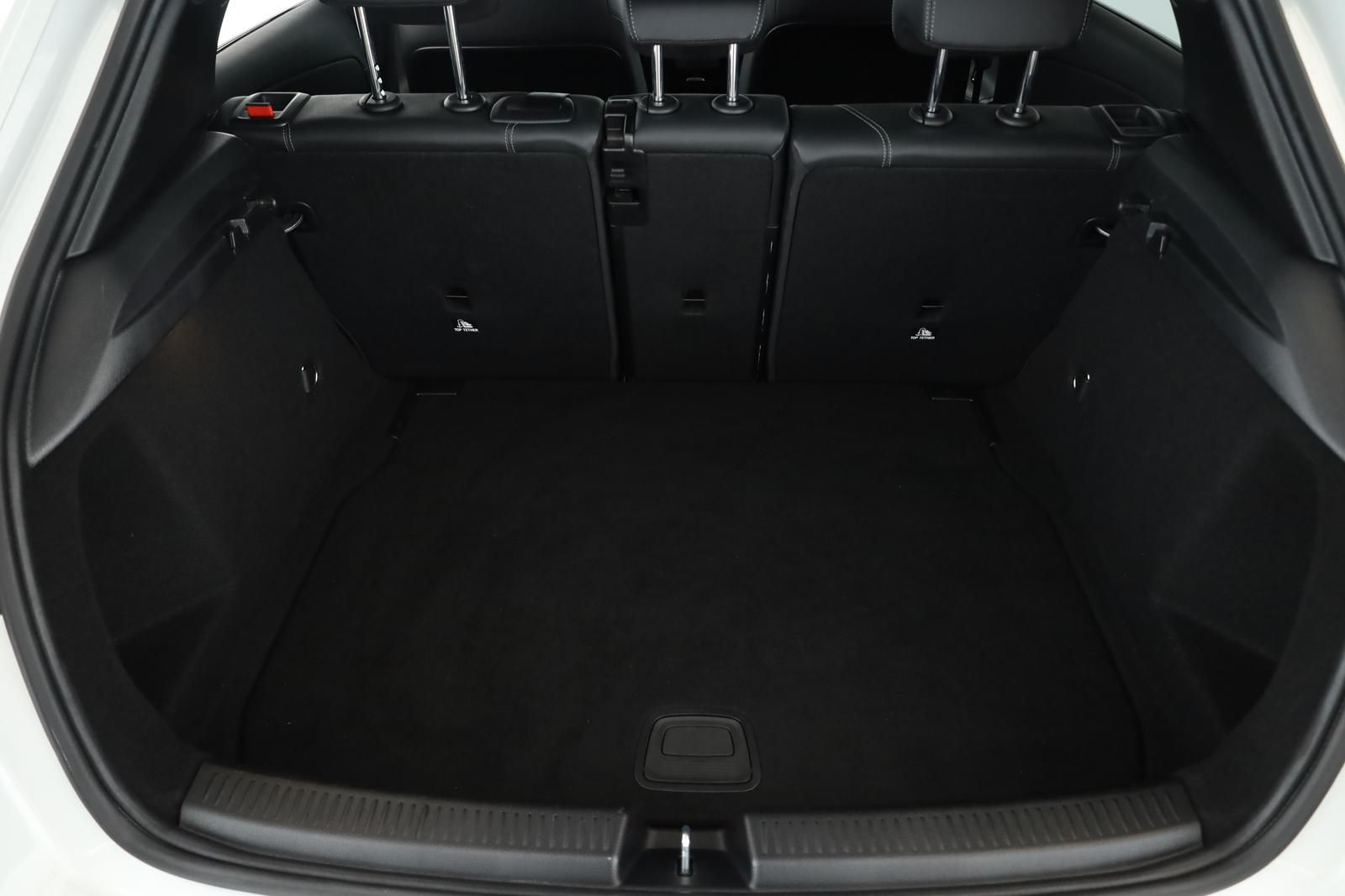 Mercedes-Benz A 250 4M Progressive+ Night Matrix Nav KeyGo Kam foto 8
