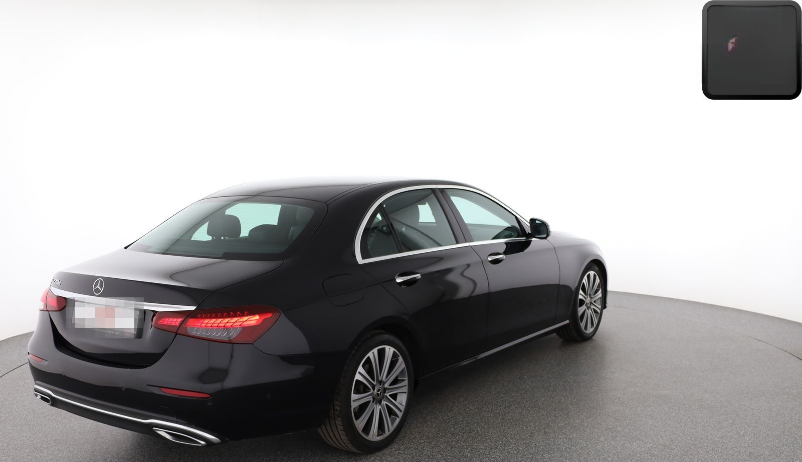 Mercedes-Benz E 220 d AVANTGARDE MULTIBEAM,360GRAD,KEYLESS,SH foto 5