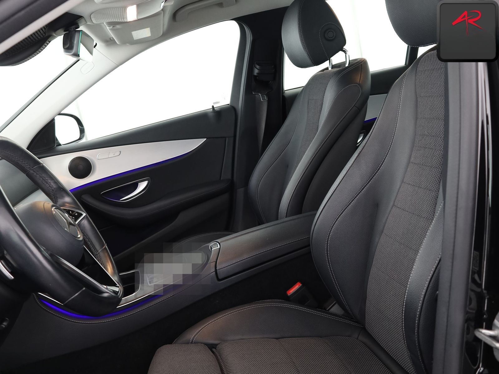 Mercedes-Benz E 220 d AVANTGARDE MULTIBEAM,360GRAD,KEYLESS,SH foto 10