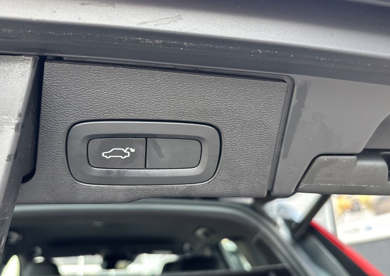 Volvo XC 60 R Design 2WD Bluetooth Navi LED Klima foto 23