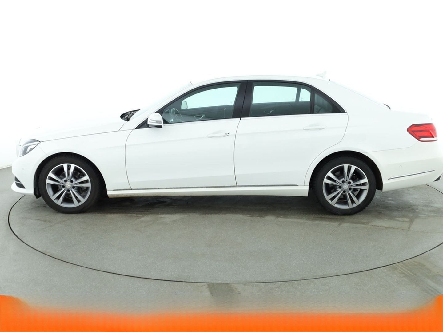 Mercedes-Benz E 220 CDI BlueTEC Avantgarde Aut.*NAVI* foto 3