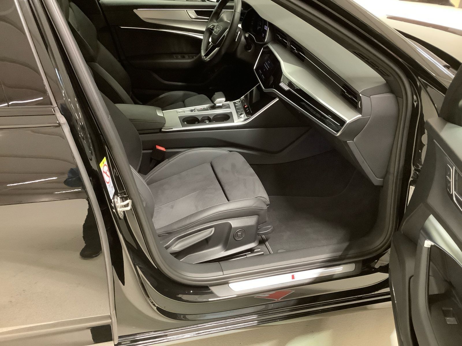 Audi A6 Avant sport 50 TFSI e quattro S tronic, HD-Ma foto 11