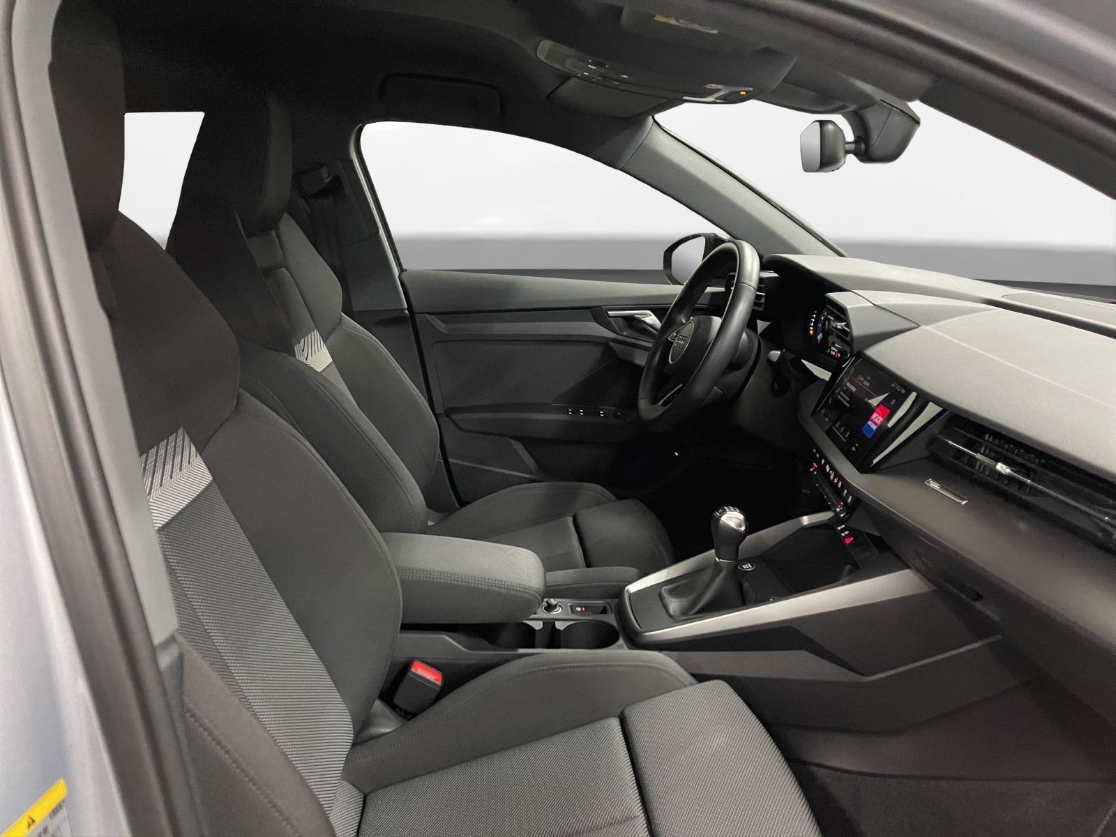 Audi A3 Sportback 30 TFSI advanced LM 18" PDC Tempoma foto 18