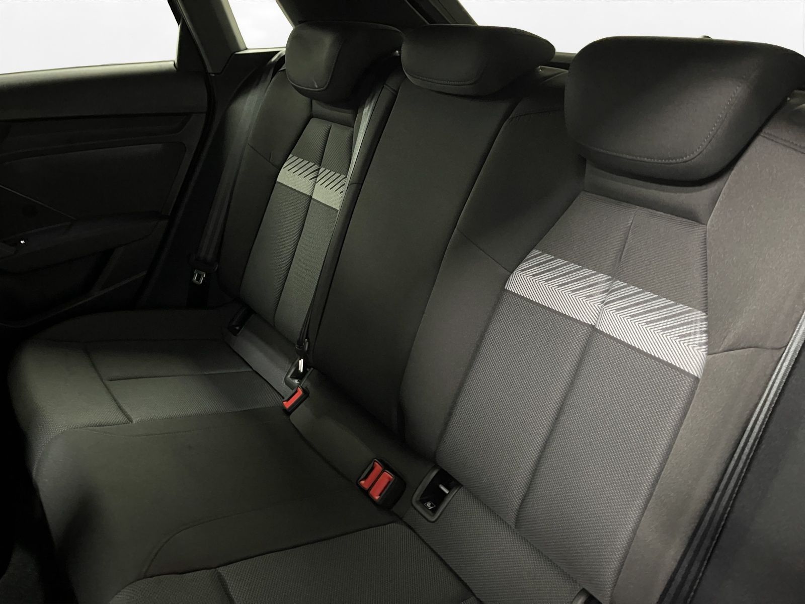 Audi A3 Sportback 30 TFSI advanced LM 18" PDC Tempoma foto 20