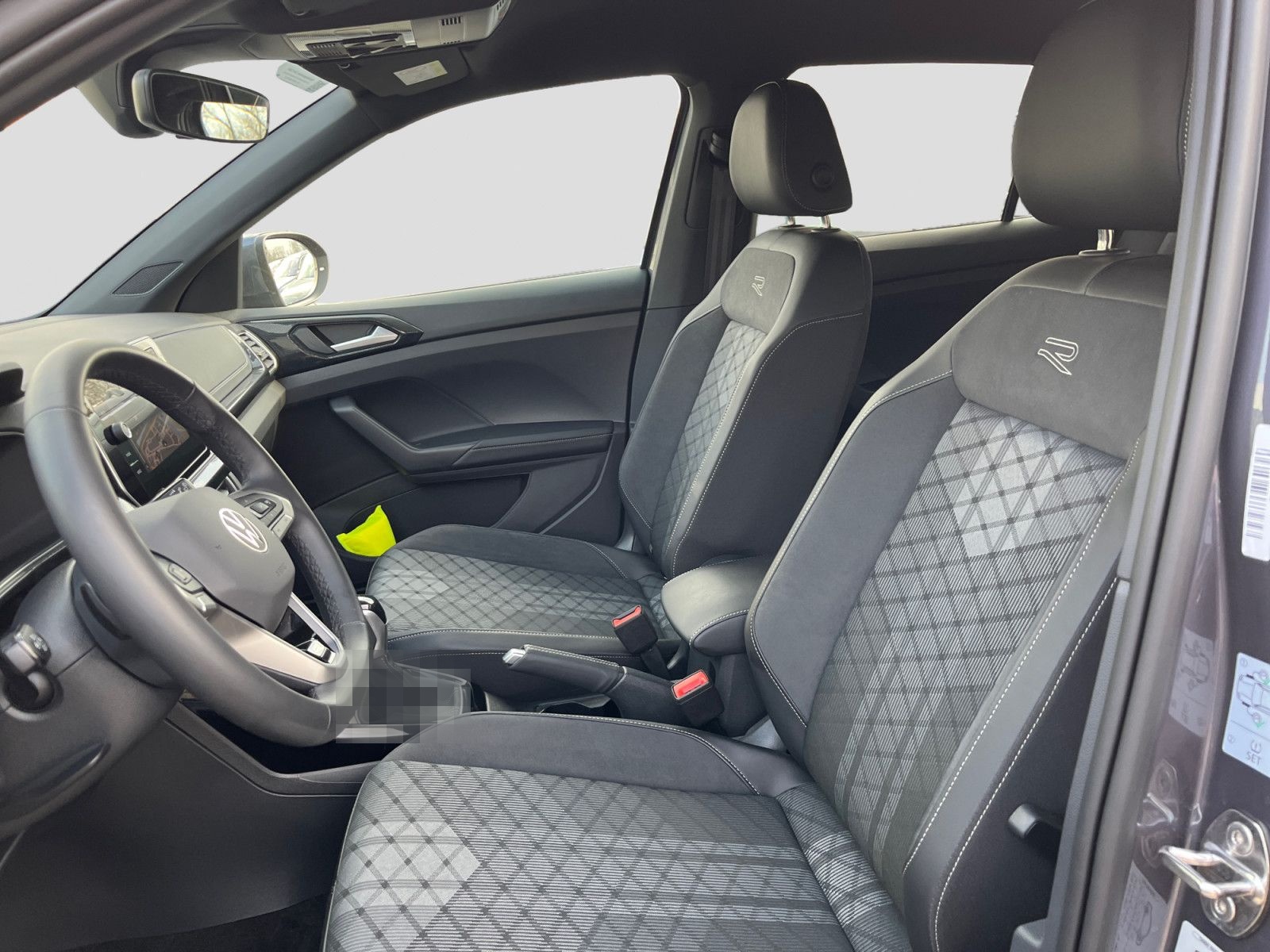 Volkswagen T-Cross 1.5 TSI DSG R-Line AHK Matrix Navi CAM foto 12