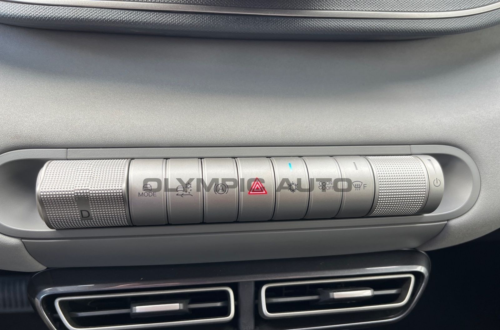 BYD Dolphin Surf Boost 43kWh KAMERA CARPLAY NAVI ALU foto 14