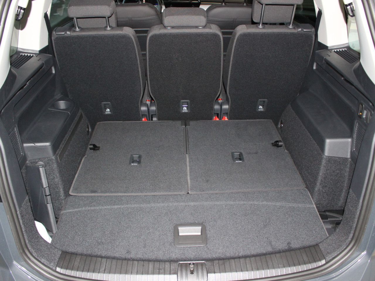 Volkswagen Touran 1.5 TSI ACT ACC/AHK/CAM/7S. foto 13