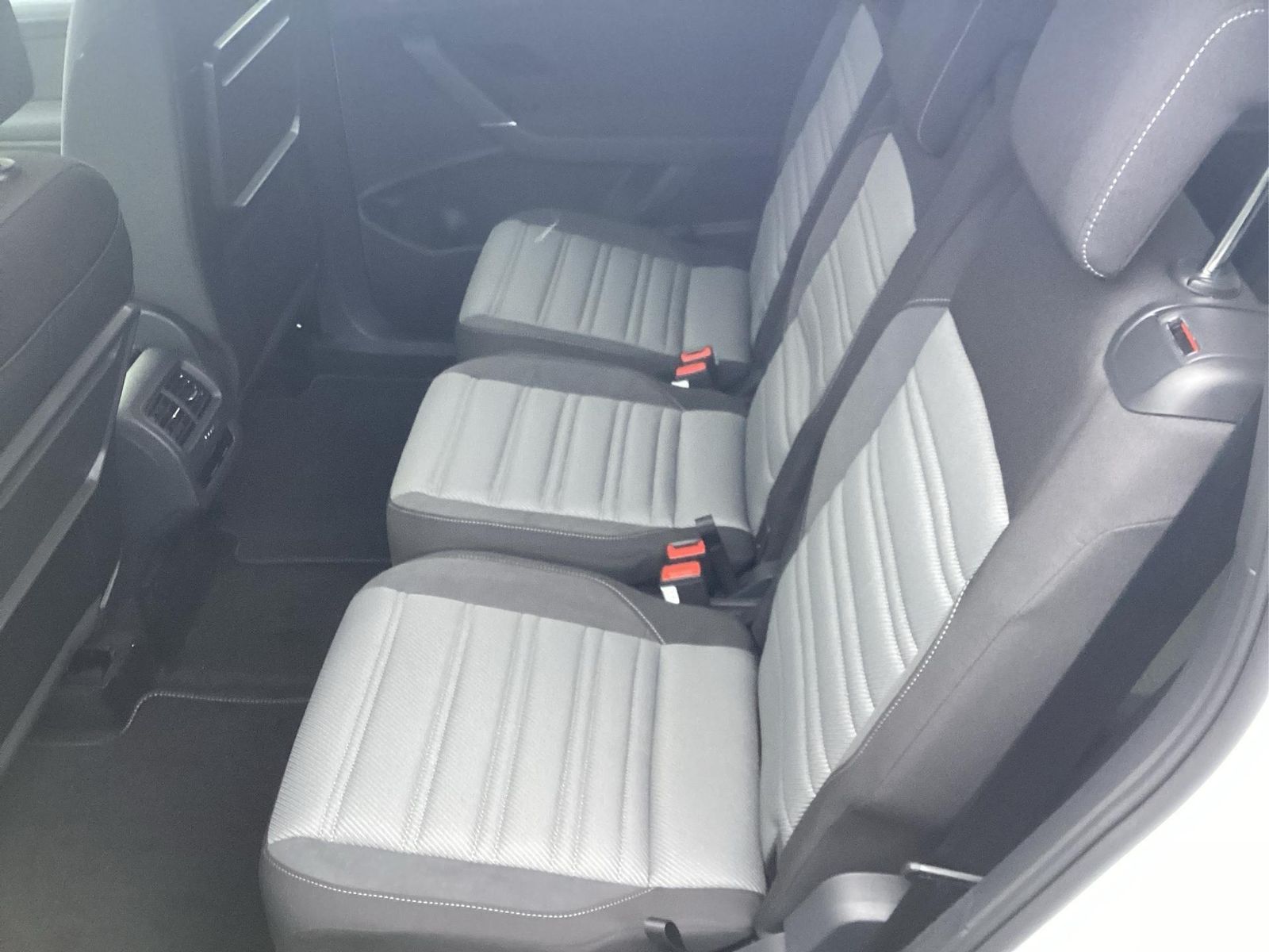 Volkswagen Touran Limited / R-Line /sofort verfügbar 1.5... foto 11