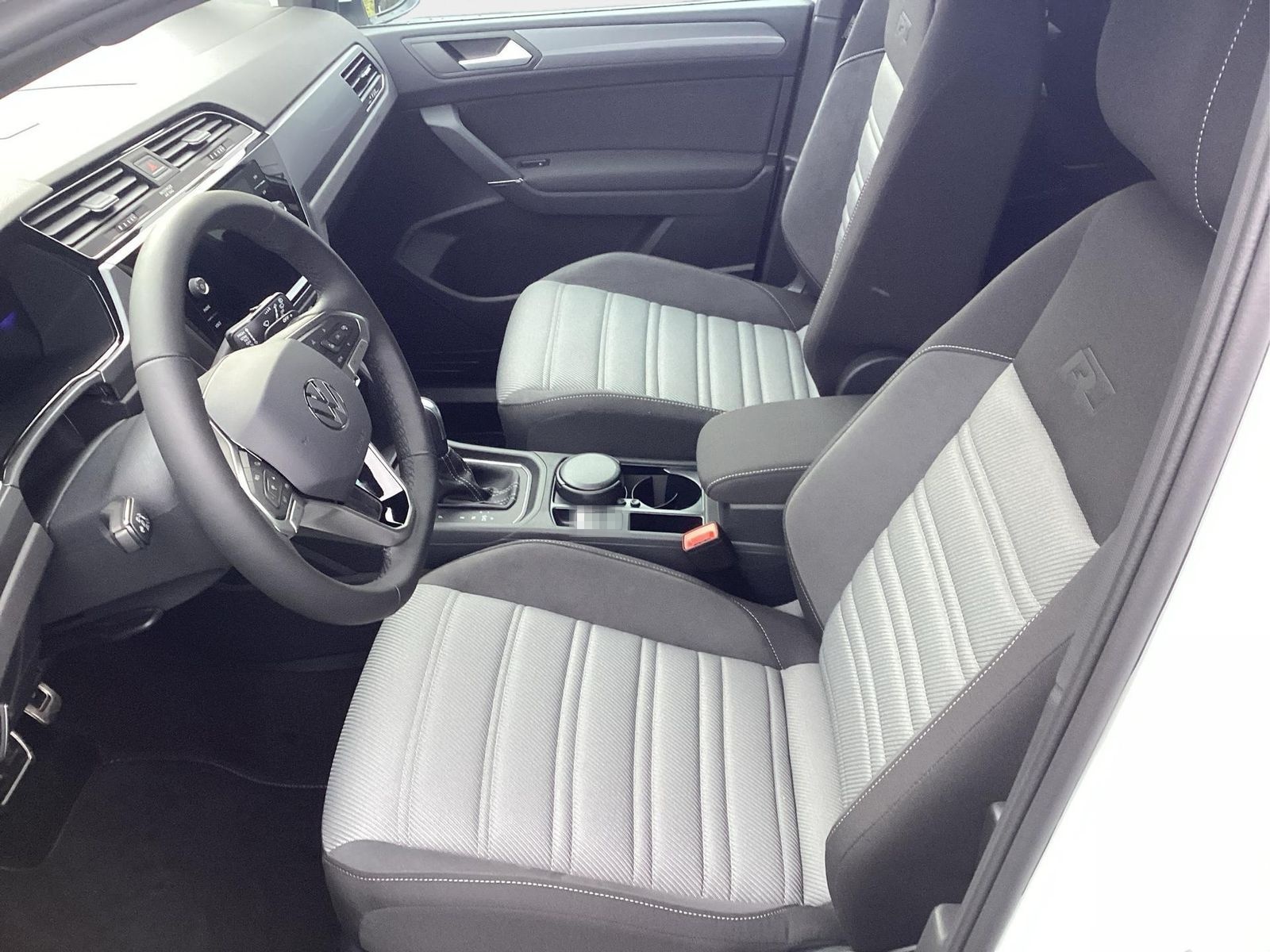 Volkswagen Touran Limited / R-Line /sofort verfügbar 1.5... foto 8