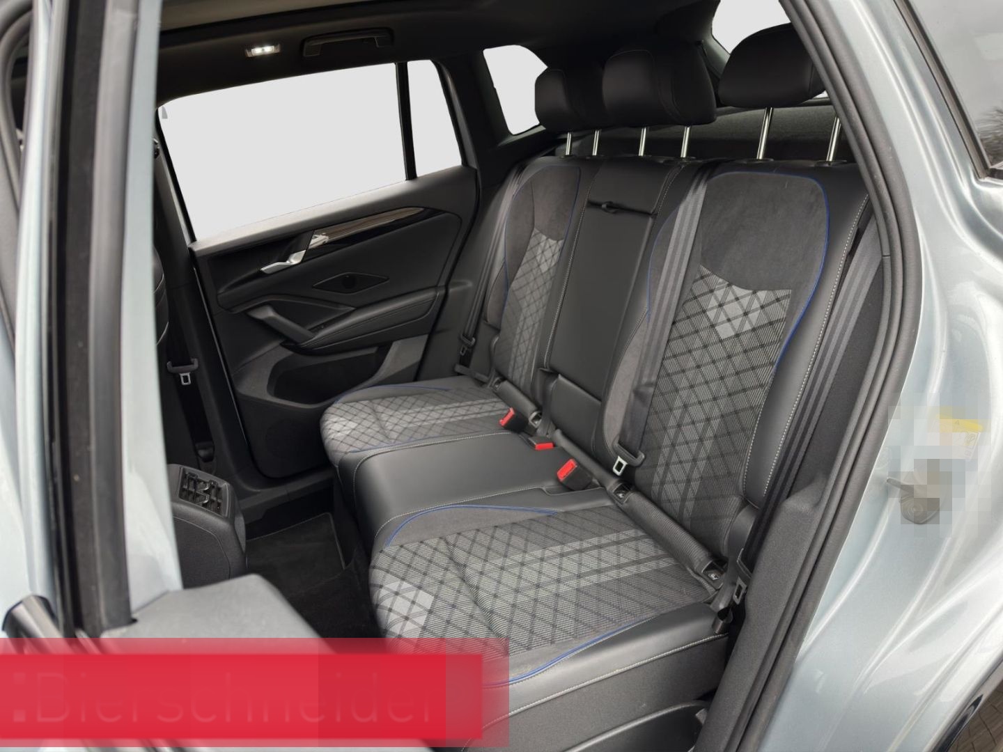 Volkswagen Tiguan 2.0 TSI DSG 4Mo. R-Line PANO AHK KAMERA foto 22