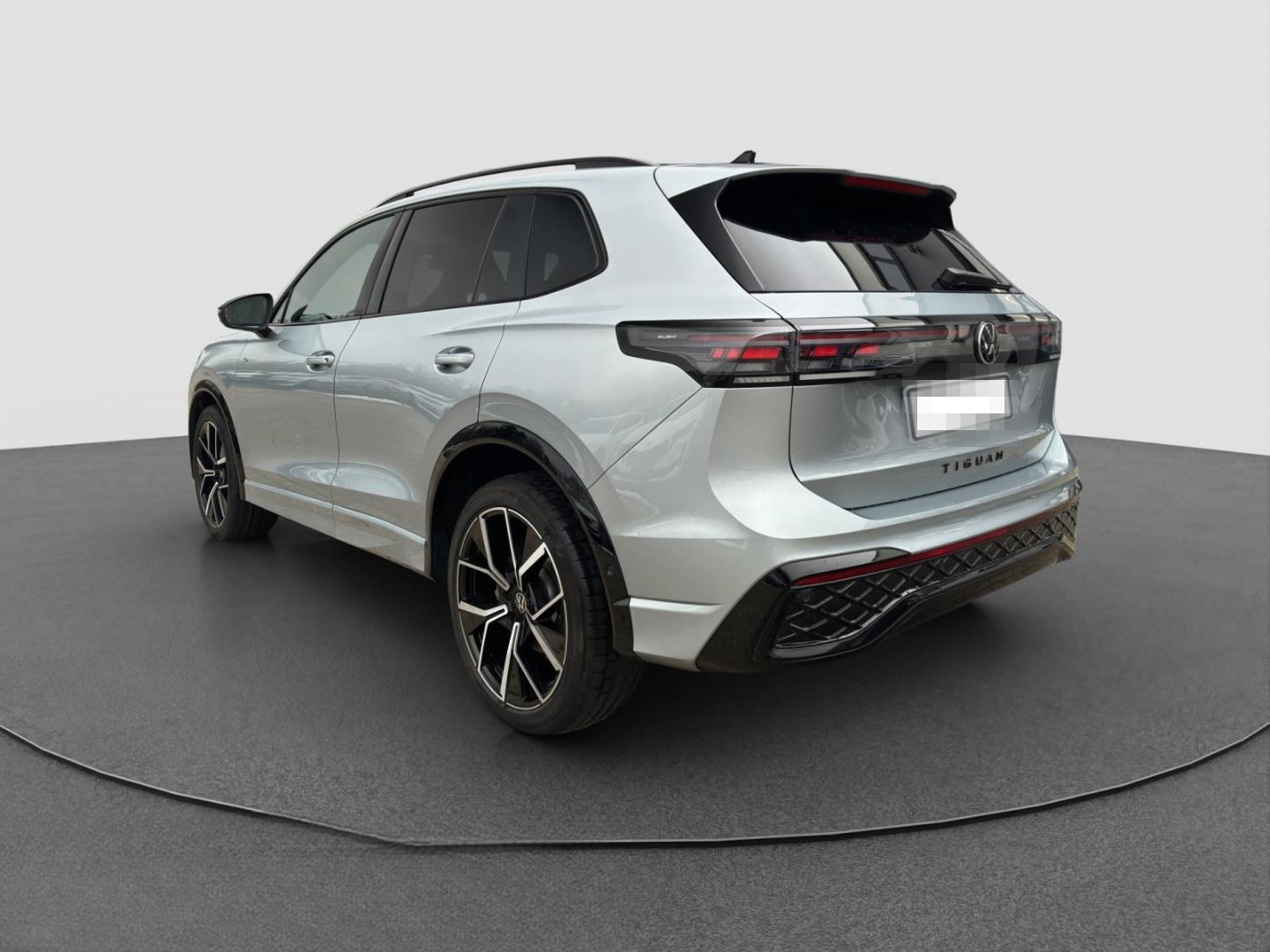 Volkswagen Tiguan 2.0 TSI DSG 4Mo. R-Line PANO AHK KAMERA foto 5
