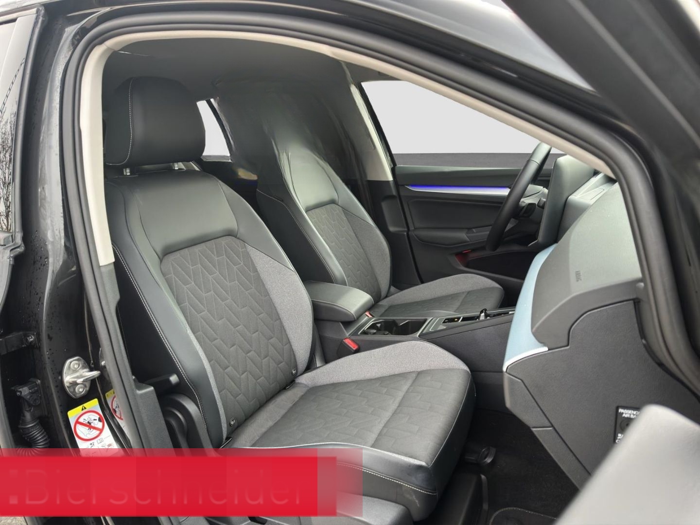 Volkswagen Golf 8 1.5 eTSI DSG Goal AHK KAMERA ACC LED NAVI foto 16
