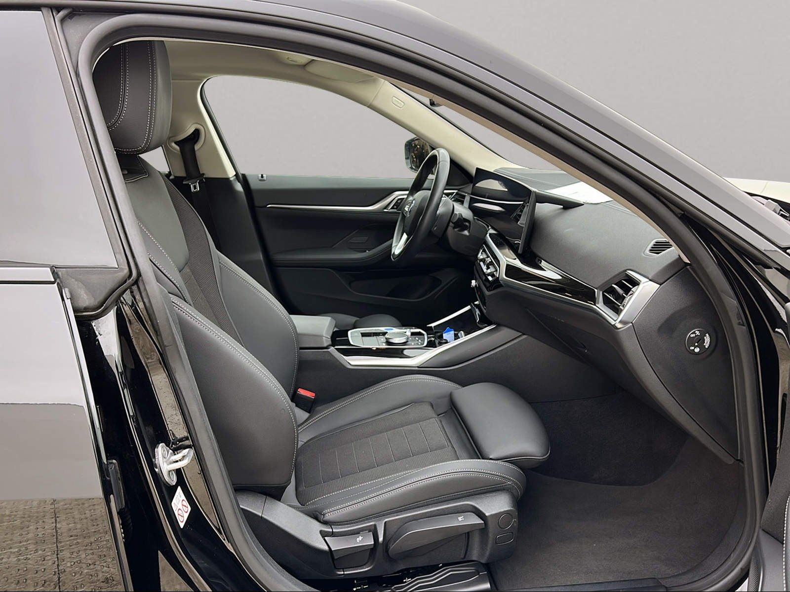 BMW i4 eDrive40 Gran Coupé Navi Kamera Sitzheizung foto 12