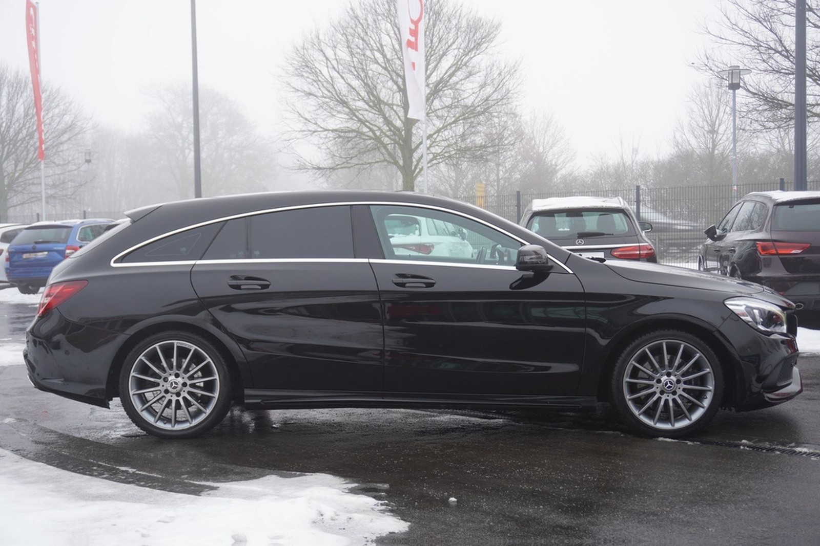 Mercedes-Benz CLA 250 SB AMG Line 4Matic Schiebedach Kamera foto 4