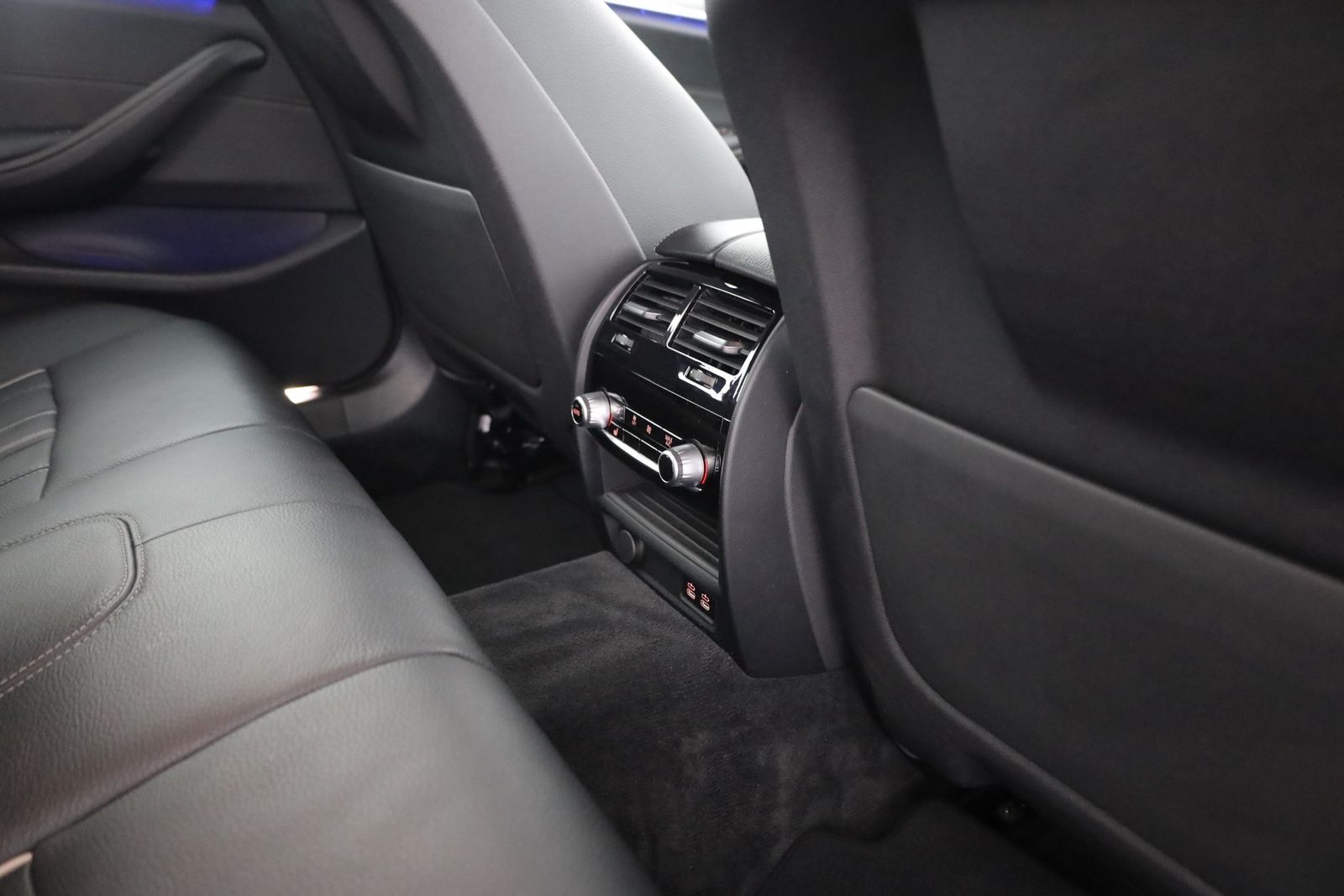BMW 540d Touring xDrive M Sport LED Navi Leder PDC foto 31