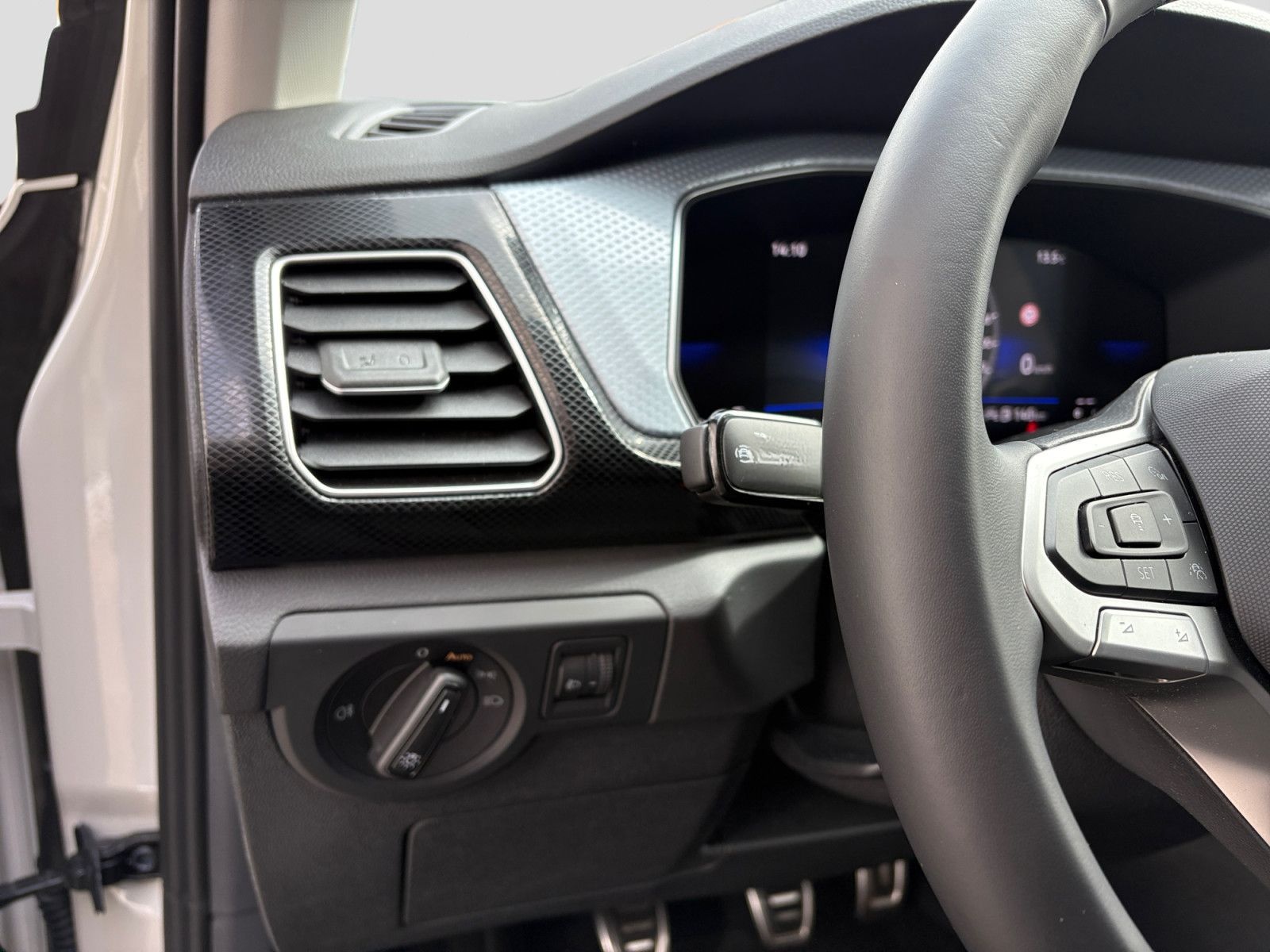 Volkswagen T-Cross 1.0TSI Goal ACC App-C AHK LED PDC SHZ foto 15