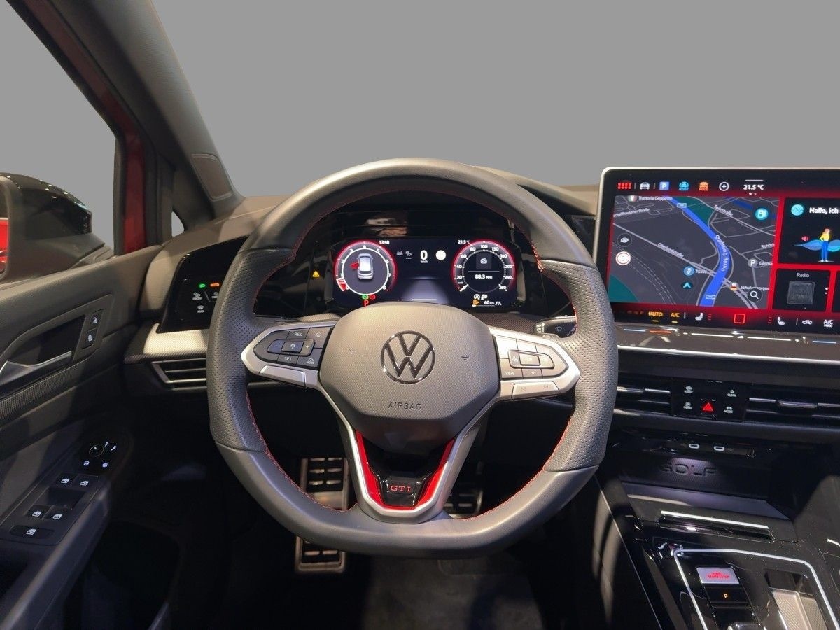 Volkswagen Golf VIII GTI 2.0TSI DSG Clubsport BLACK AKRAPOV foto 12