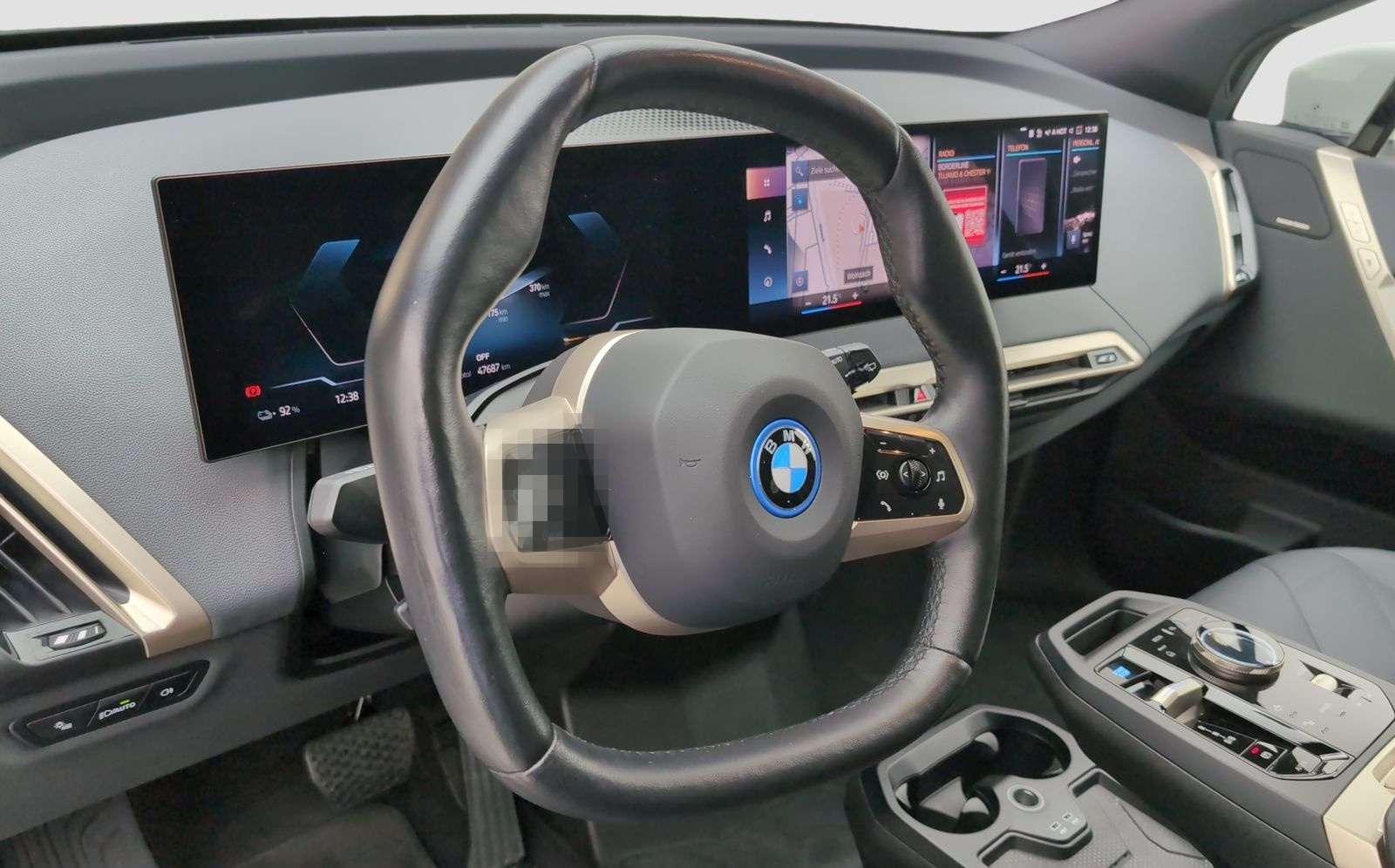 BMW iX xDrive40 Dig.Cockpit LED AHK Klimaaut. Navi foto 8