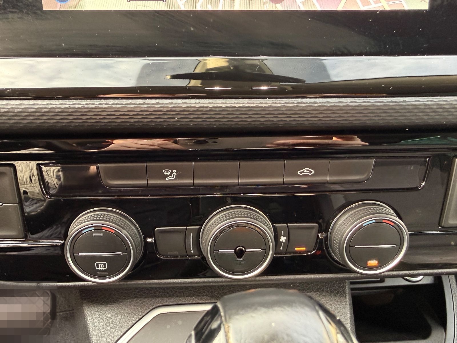 Volkswagen MultivanT6.1 Six/AUTOM/LEDER/7SITZER/Org100/IHan foto 19