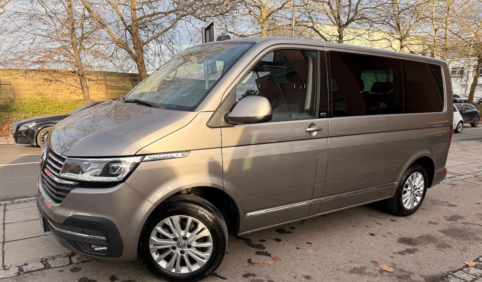 Volkswagen MultivanT6.1 Six/AUTOM/LEDER/7SITZER/Org100/IHan foto 25