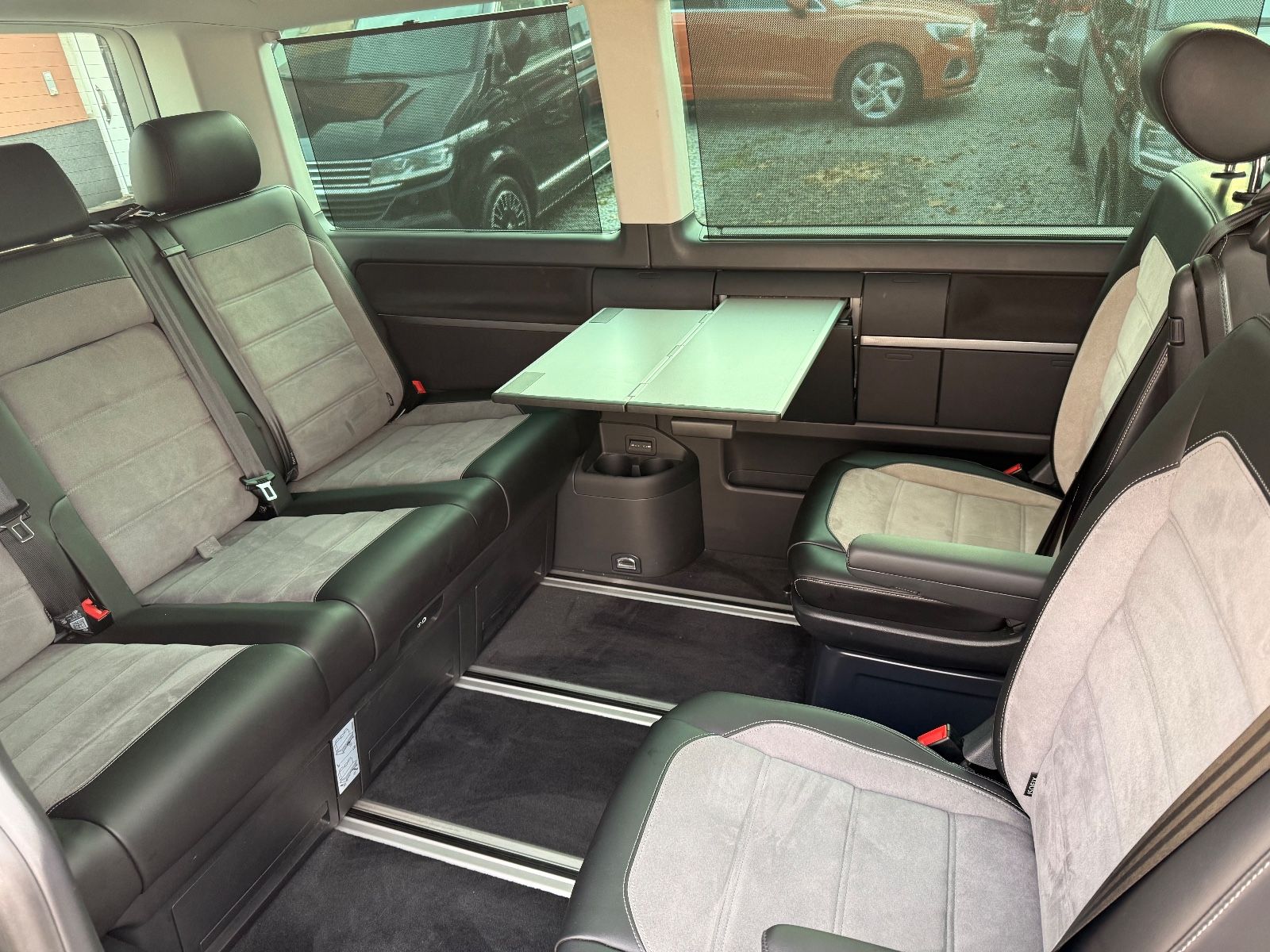 Volkswagen MultivanT6.1 Six/AUTOM/LEDER/7SITZER/Org100/IHan foto 9