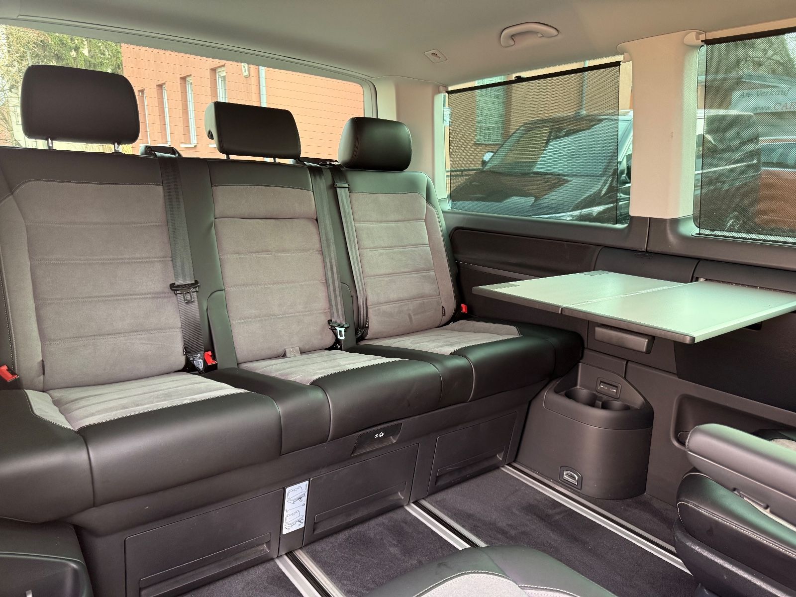 Volkswagen MultivanT6.1 Six/AUTOM/LEDER/7SITZER/Org100/IHan foto 10