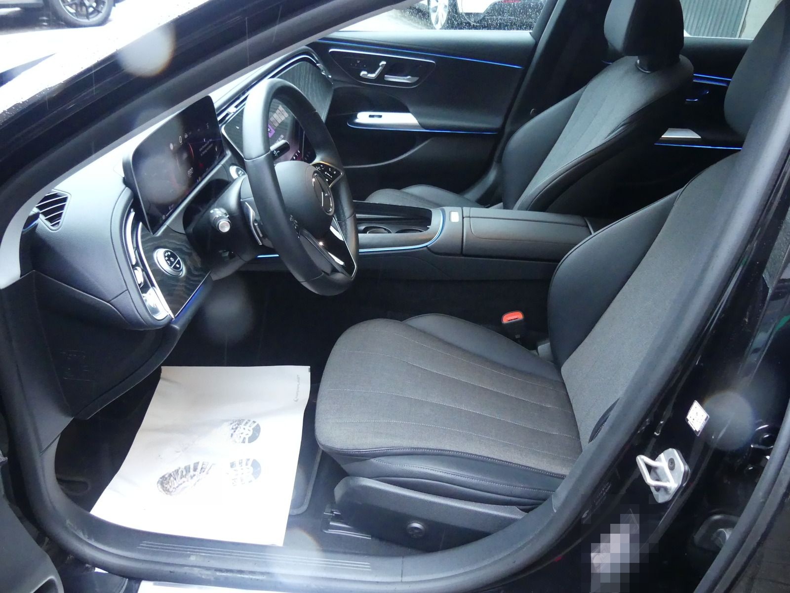 Mercedes-Benz E 200 T Avantgarde Advanced Plus STHZ/ACC/MBUX/A foto 21