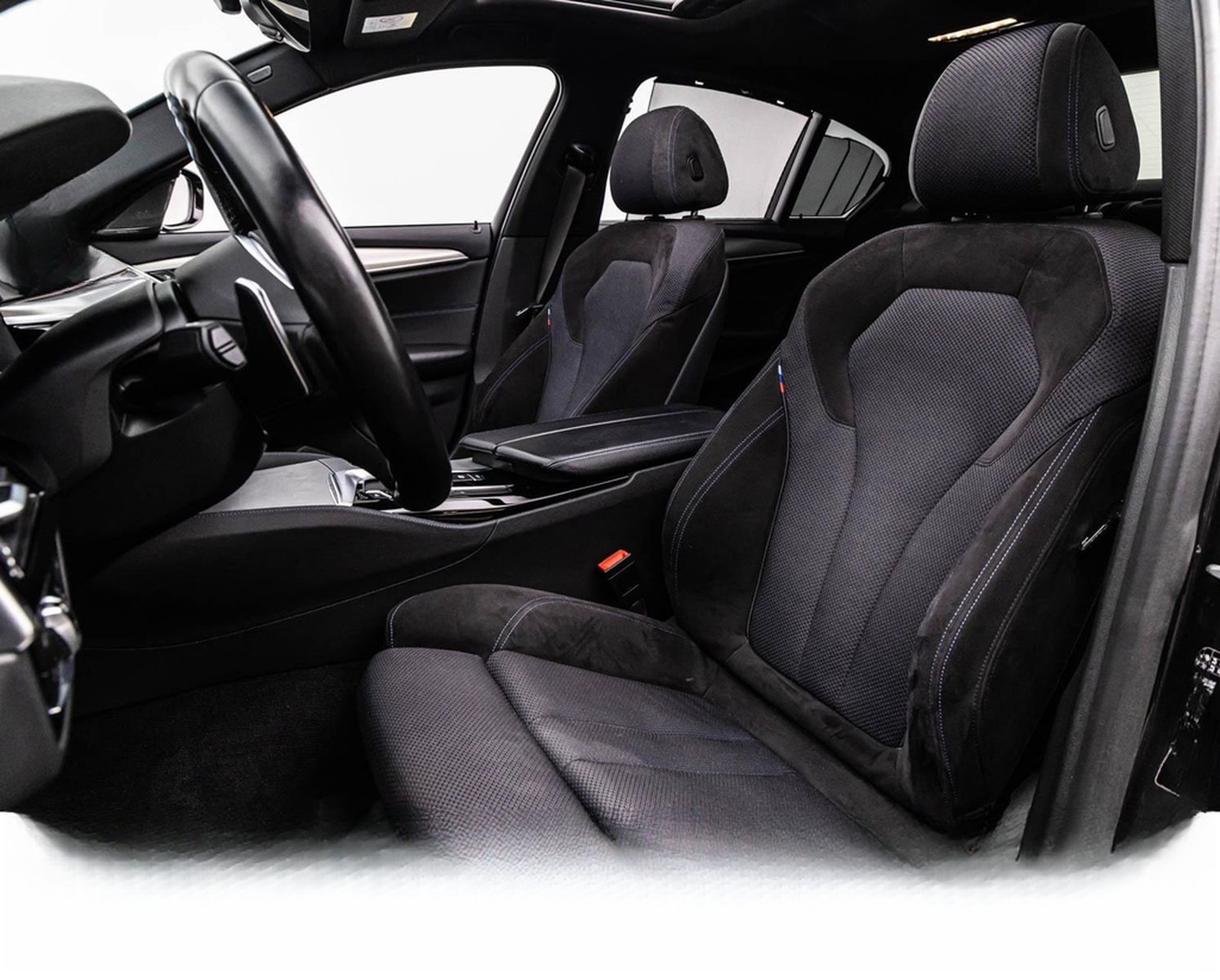 BMW 530d M SPORT/SHADOW/LED-AD/HuD/eGSD/H&K/KAMERA foto 16