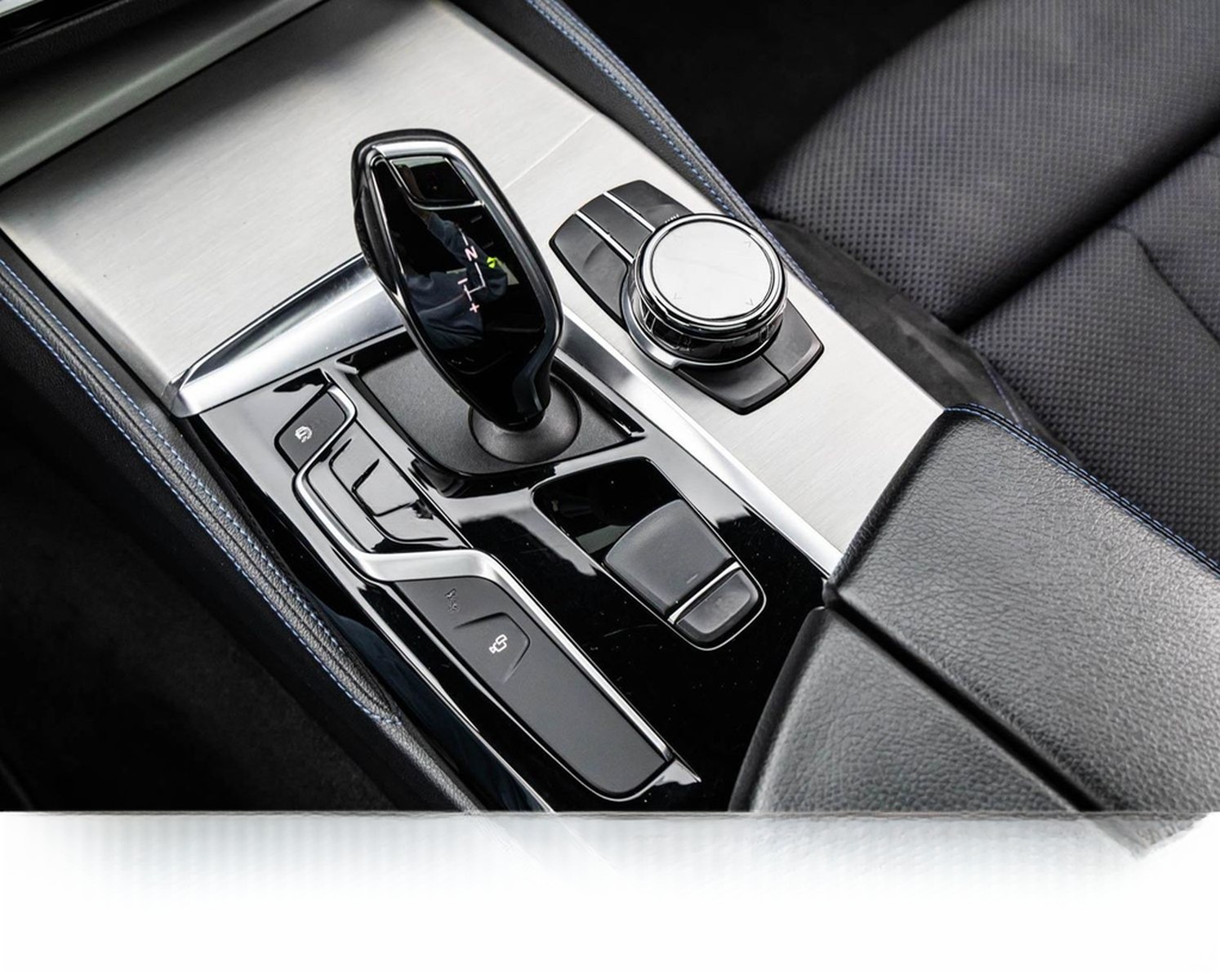 BMW 530d M SPORT/SHADOW/LED-AD/HuD/eGSD/H&K/KAMERA foto 29