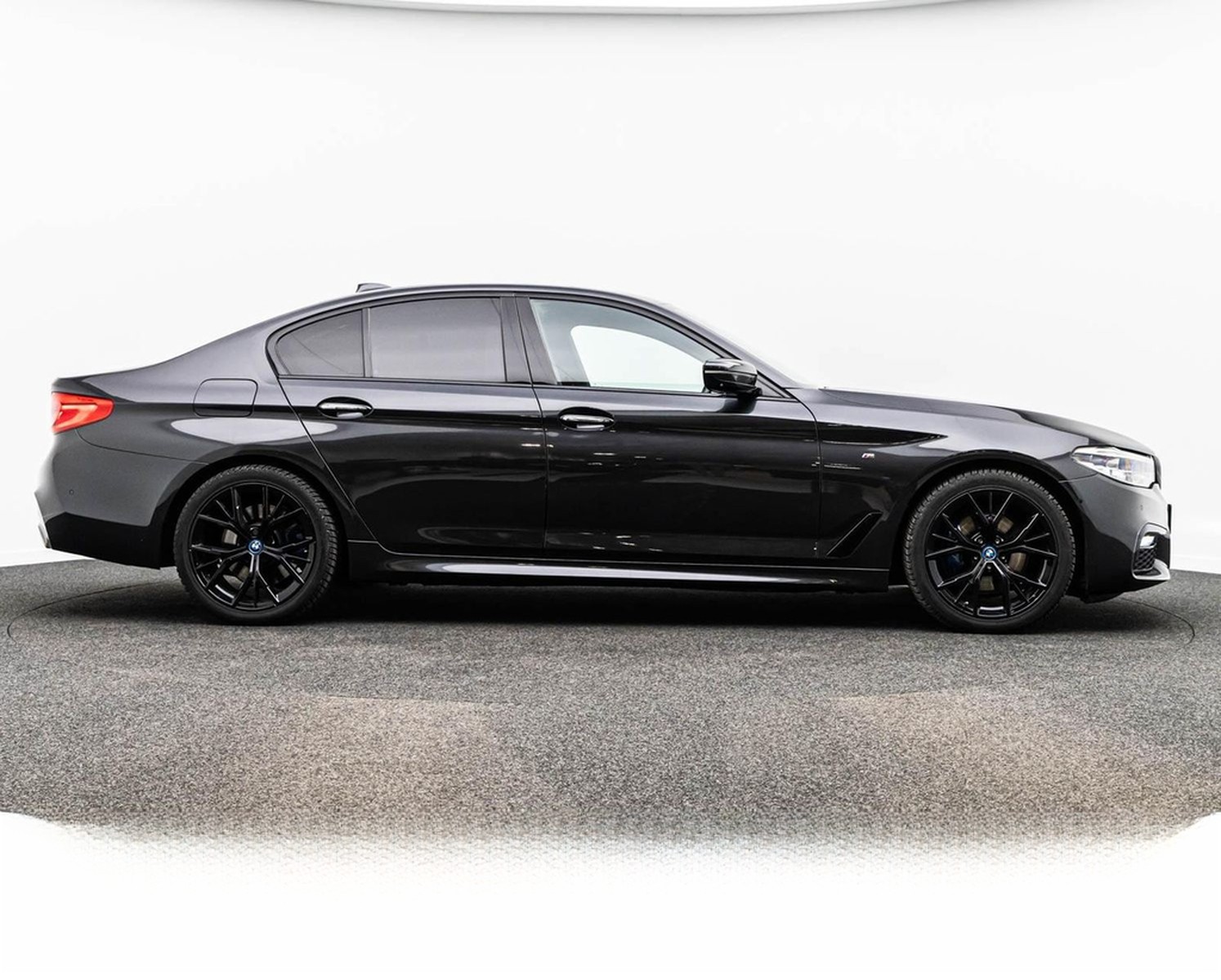 BMW 530d M SPORT/SHADOW/LED-AD/HuD/eGSD/H&K/KAMERA foto 8