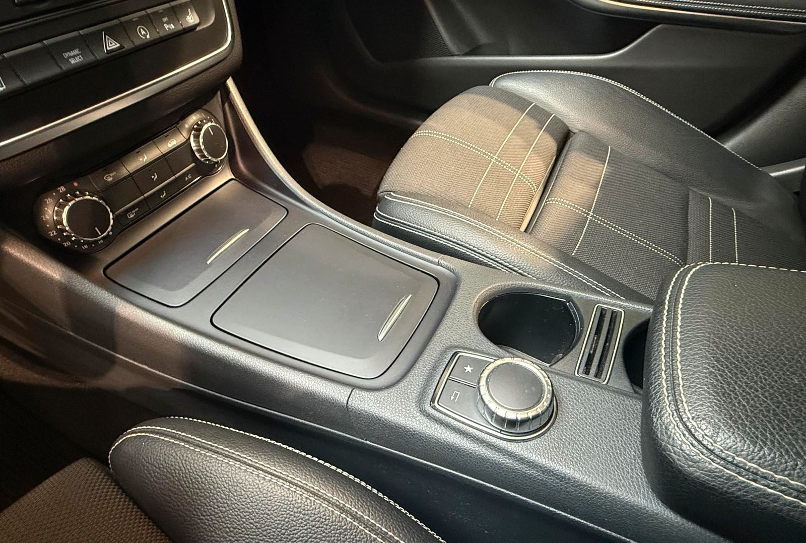 Mercedes-Benz CLA 250 Shooting Brake 4Matic * Navi * Pano foto 22