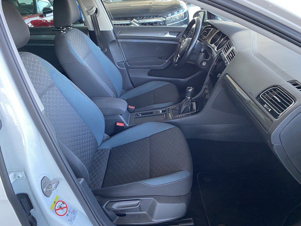Volkswagen Golf VII 2.0 TDI IQ.DRIVE Standhzg foto 5