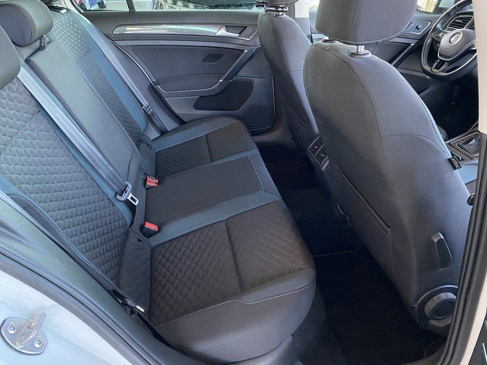 Volkswagen Golf VII 2.0 TDI IQ.DRIVE Standhzg foto 6