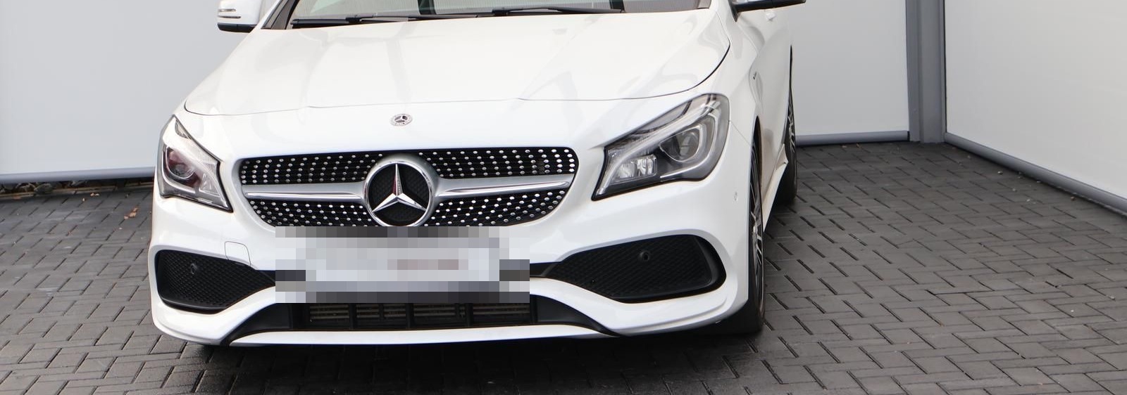 Mercedes-Benz CLA 180 Shooting Brake AMG Line RFK LED Navi foto 3