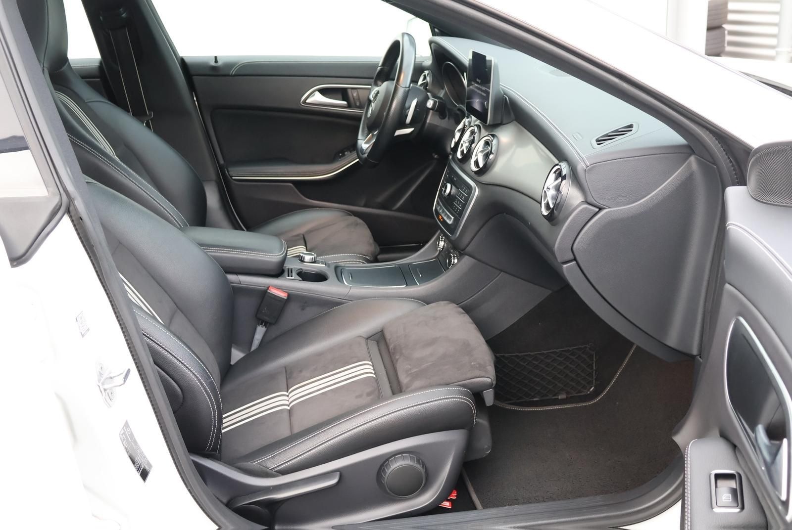 Mercedes-Benz CLA 180 Shooting Brake AMG Line RFK LED Navi foto 9