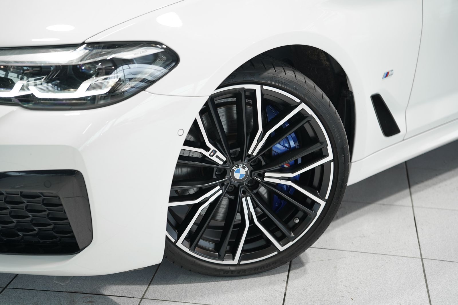 BMW 530 d xD Lim. M Sport *2.H *20 *ACC*M-Bremse foto 3
