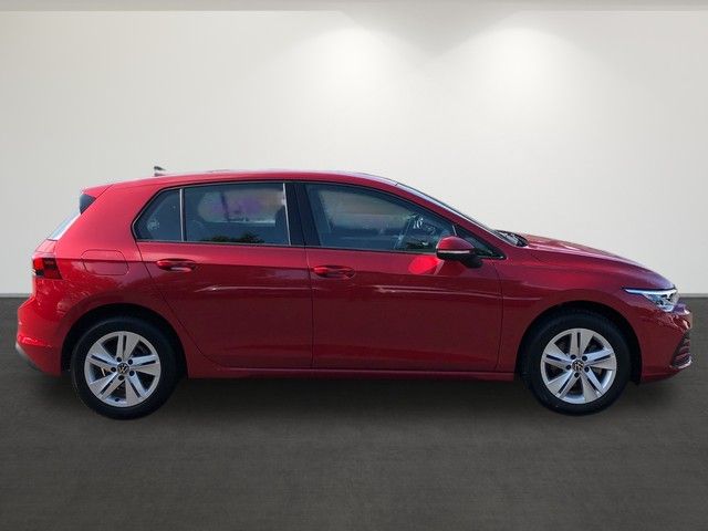 Volkswagen Golf VIII Lim. 1.5TSI Life NAVI+ACC+STNDHZG+++ foto 3