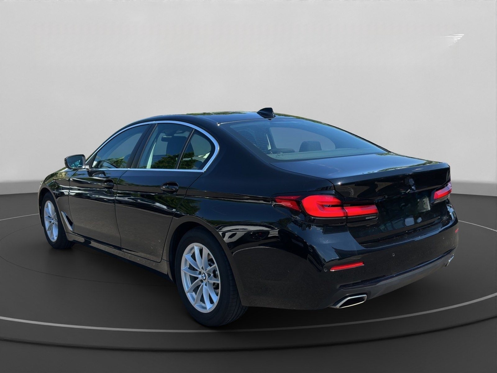 BMW 530d xDrive Limo Schiebedach AHK Stop+Go RFK Sit foto 6