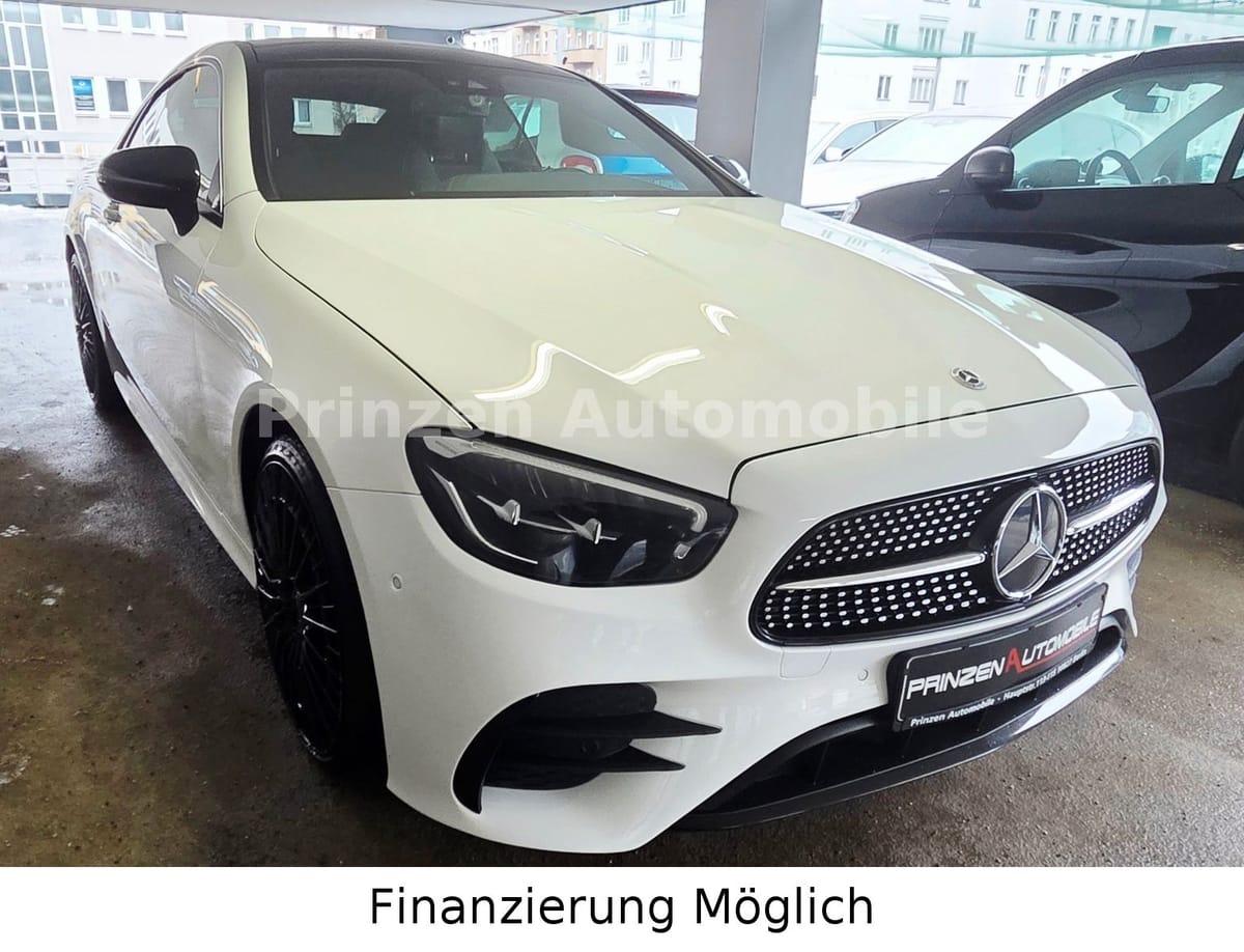 Mercedes-Benz E 220 d Coupe 4Matic AMG NIGHT PANO AMBIENTE