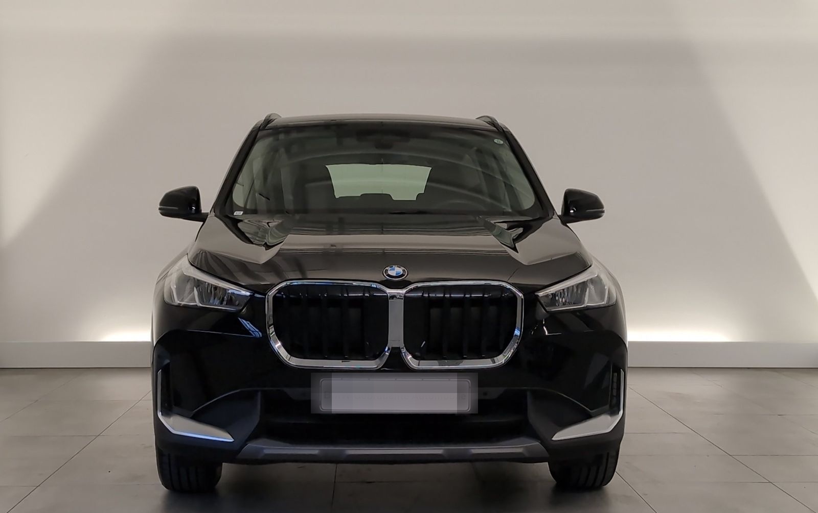 BMW X1 sDrive 18i Navi/LED/RFK/SHZ/Apple/PDC vo+hi N foto 2