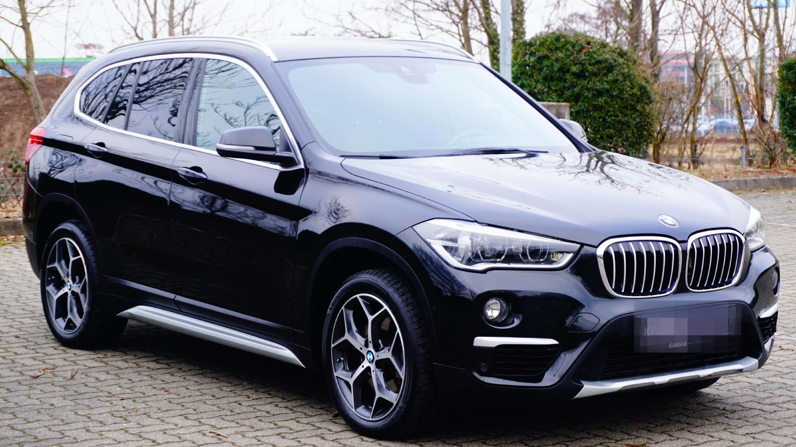 BMW X1 xDrive 20 i xLine/XENON/SHZ/PDC/NAVI/LED/ foto 2