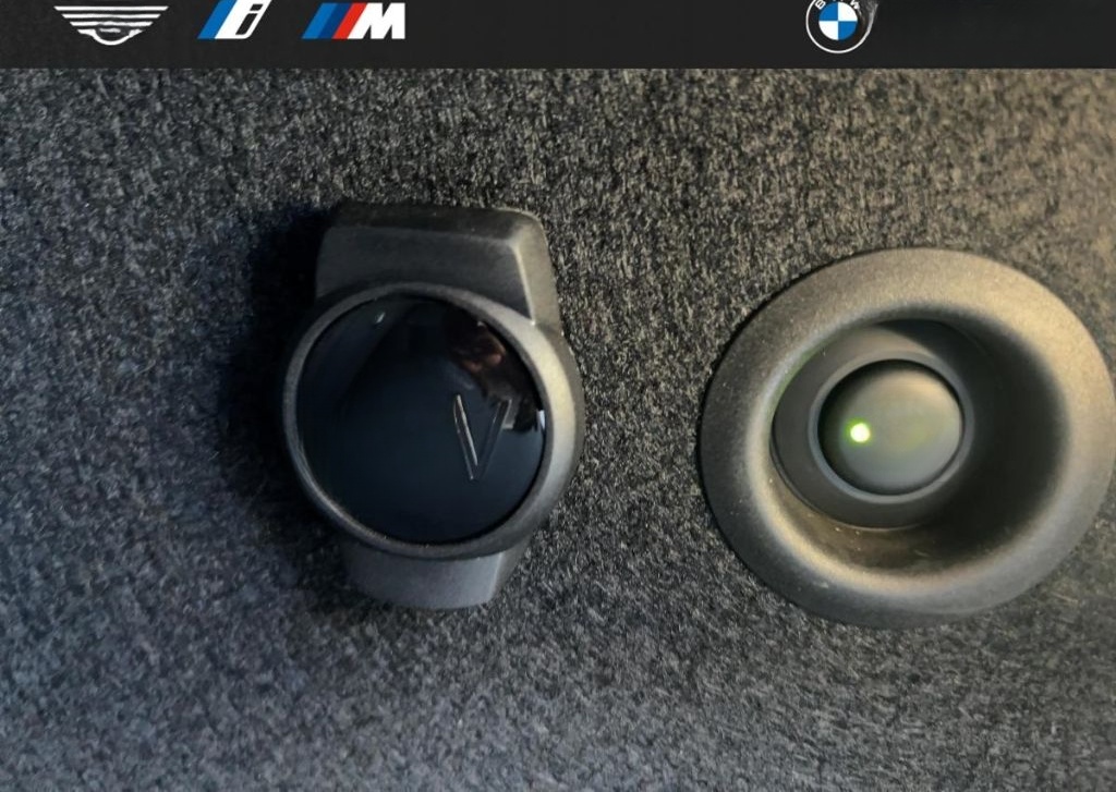 BMW X1 xDrive23i xLine Park-Assistent AHK PANO LED foto 17