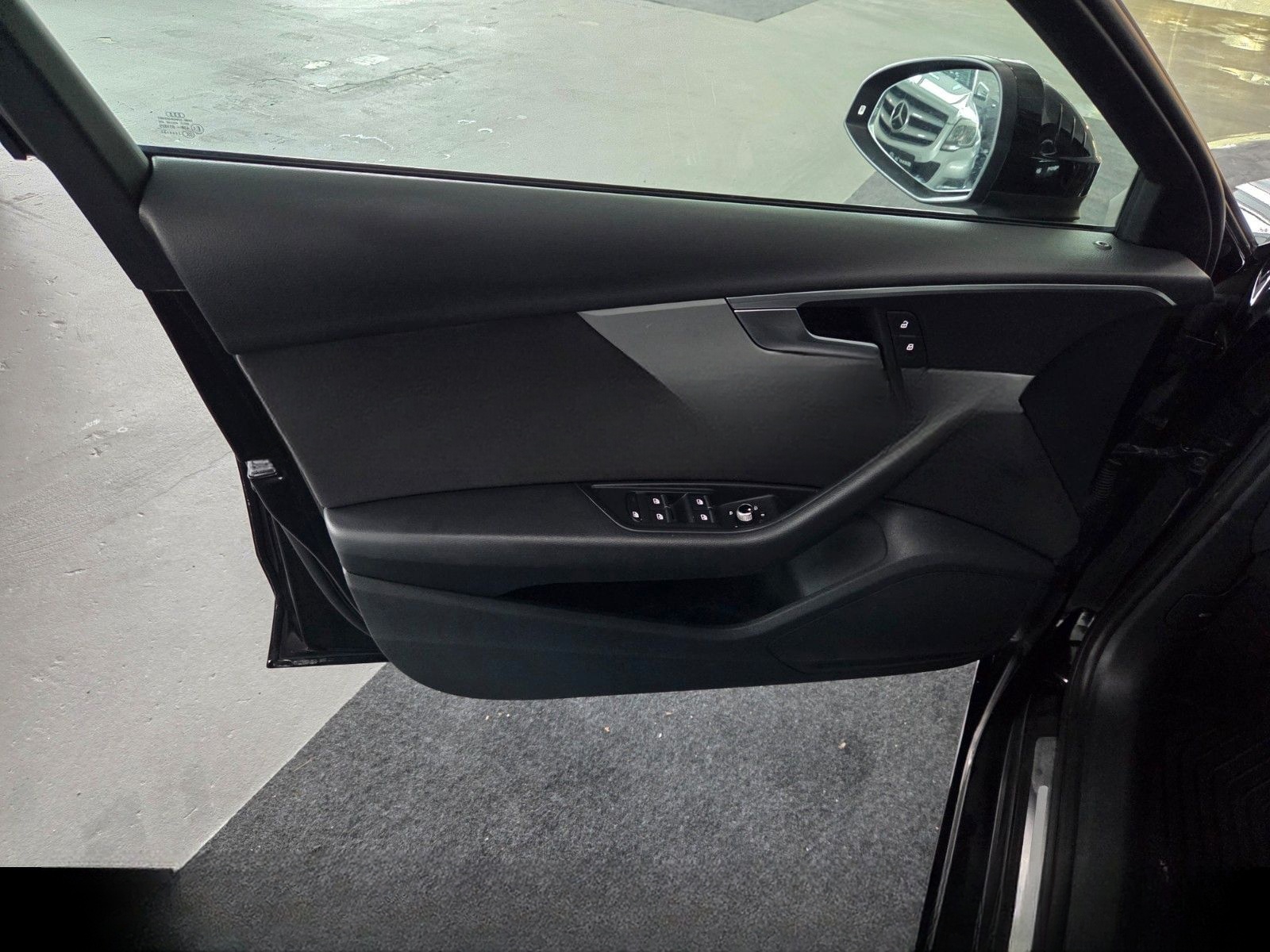 Audi A4 Avant 30 TDI|Automatik|1.Hand| foto 8