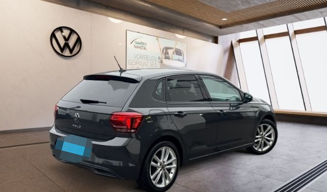 Volkswagen Polo 1.0TSI Highline NAVI SPORTPAKET REAR VIEW   foto 5