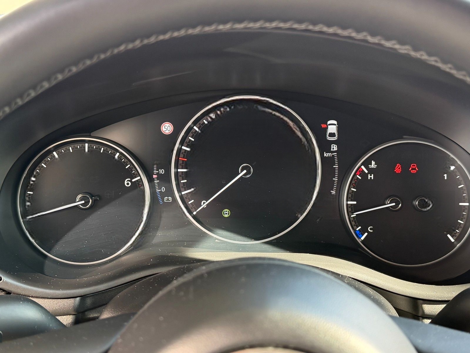 Mazda 3 2.5L e-SKYACTIV G 140ps 6AT Centre-line DESI foto 10