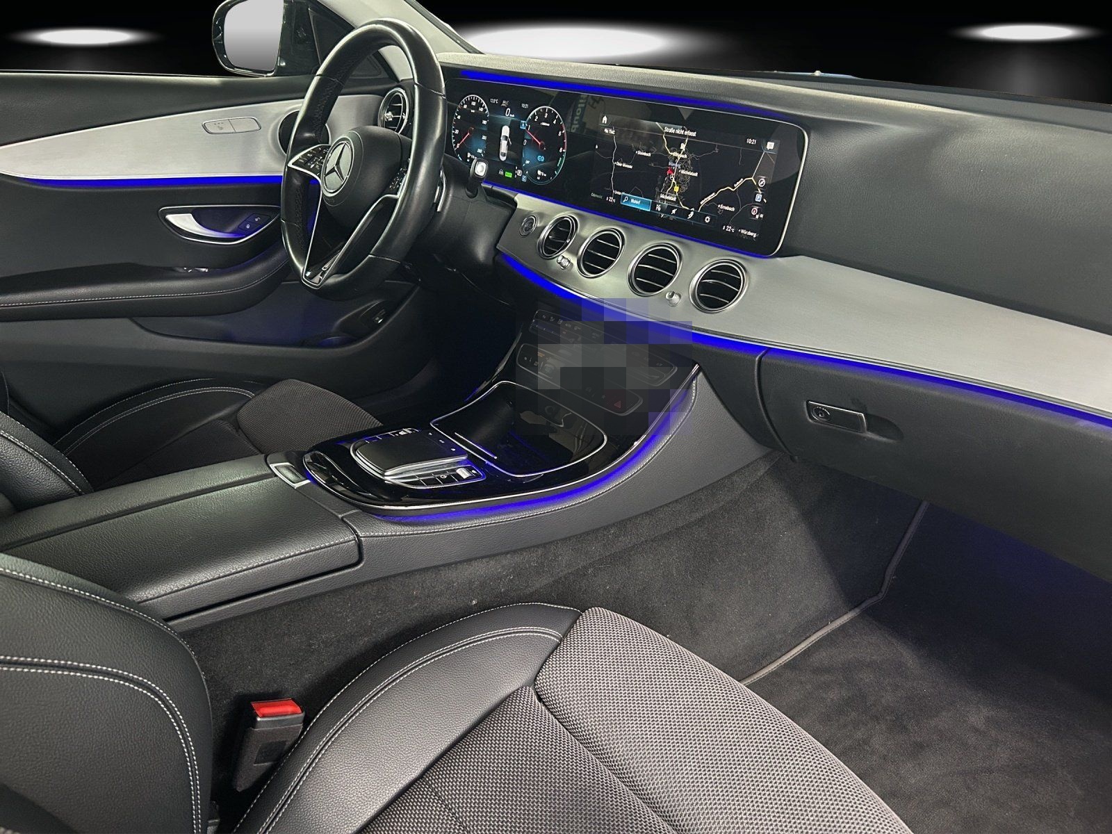 Mercedes-Benz E300 de Avantg DISTRO Busin MLED HighEndMBUX AHK foto 8