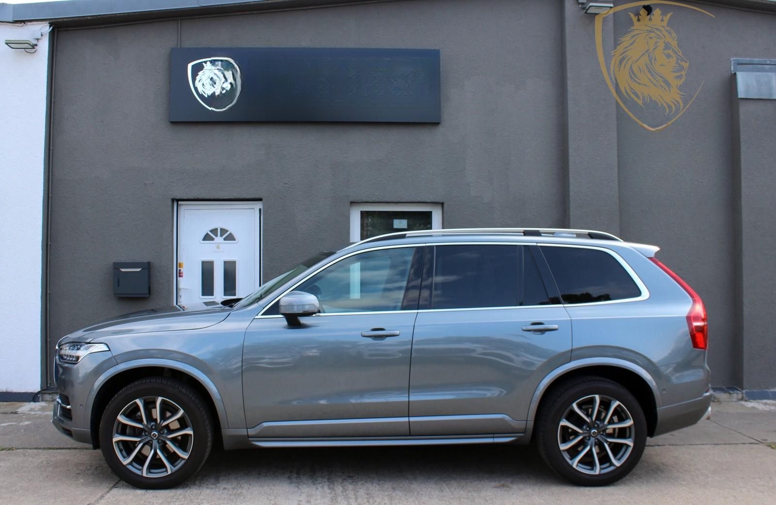 Volvo XC90 D5 AWD 20-ZOLL+AHK+ACC+LED+DIGITAL+ foto 2