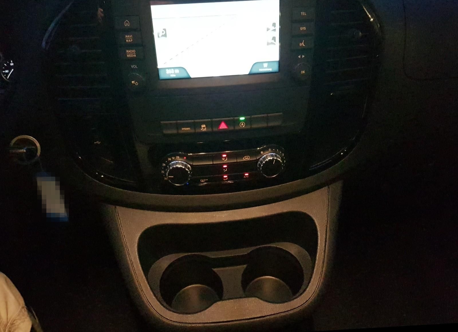 Mercedes-Benz VITO 124 LANG EDITION PANO AIRMAT AHK LED LIEGE foto 16