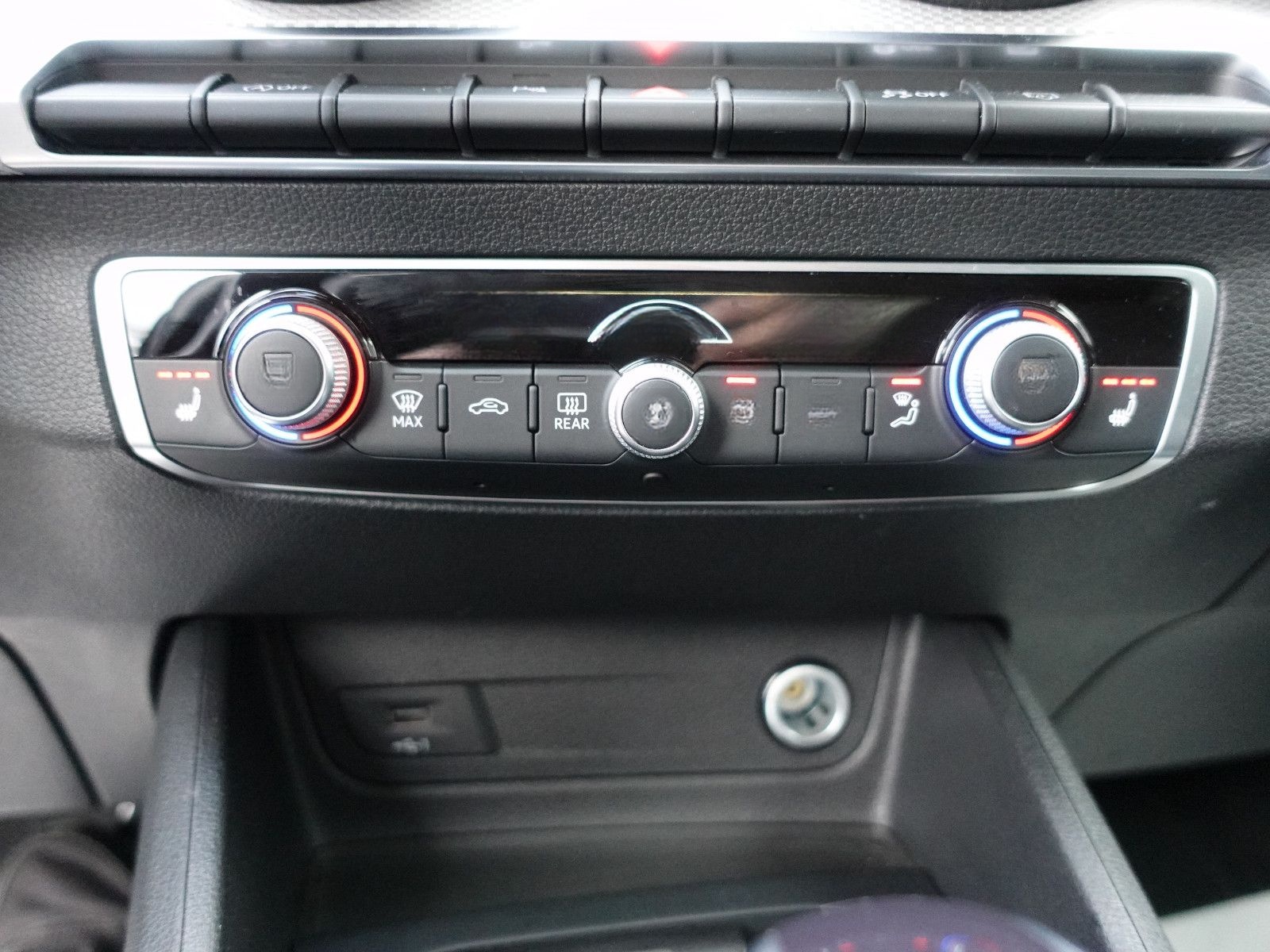 Audi Q2 35 TFSI Advanced S-Tronic/ACC/LED/Navi/RFK foto 15